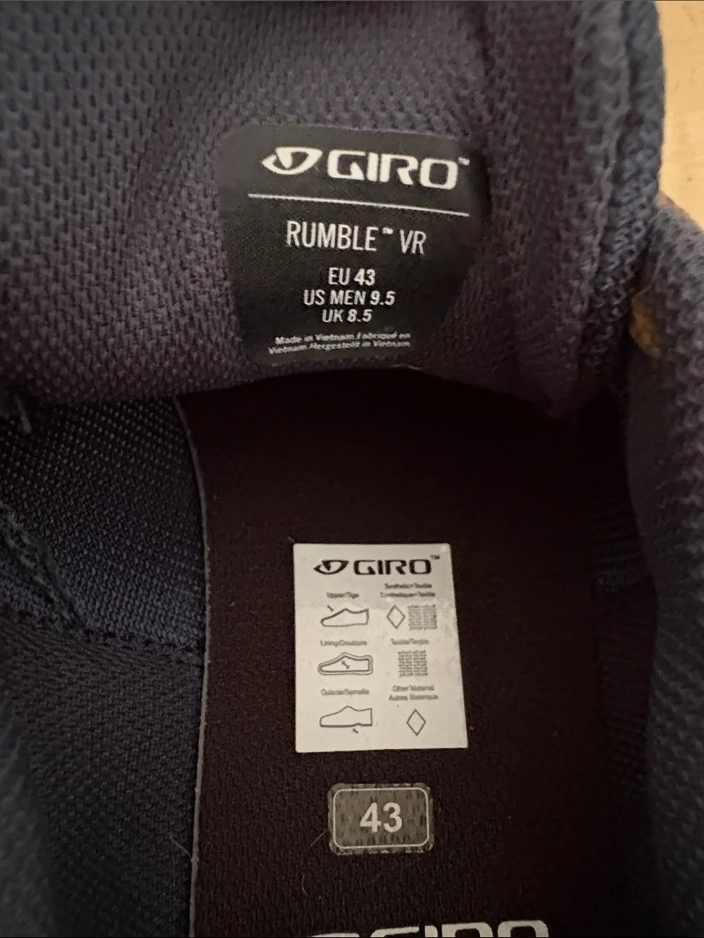 Giro details adventure